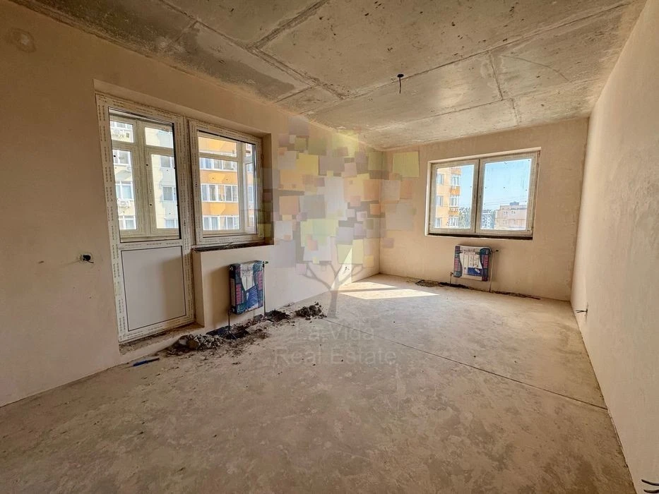 No commission/Sale of 4-room apartment in the Ministerskyi/Kondratyuka residential complex/Be
