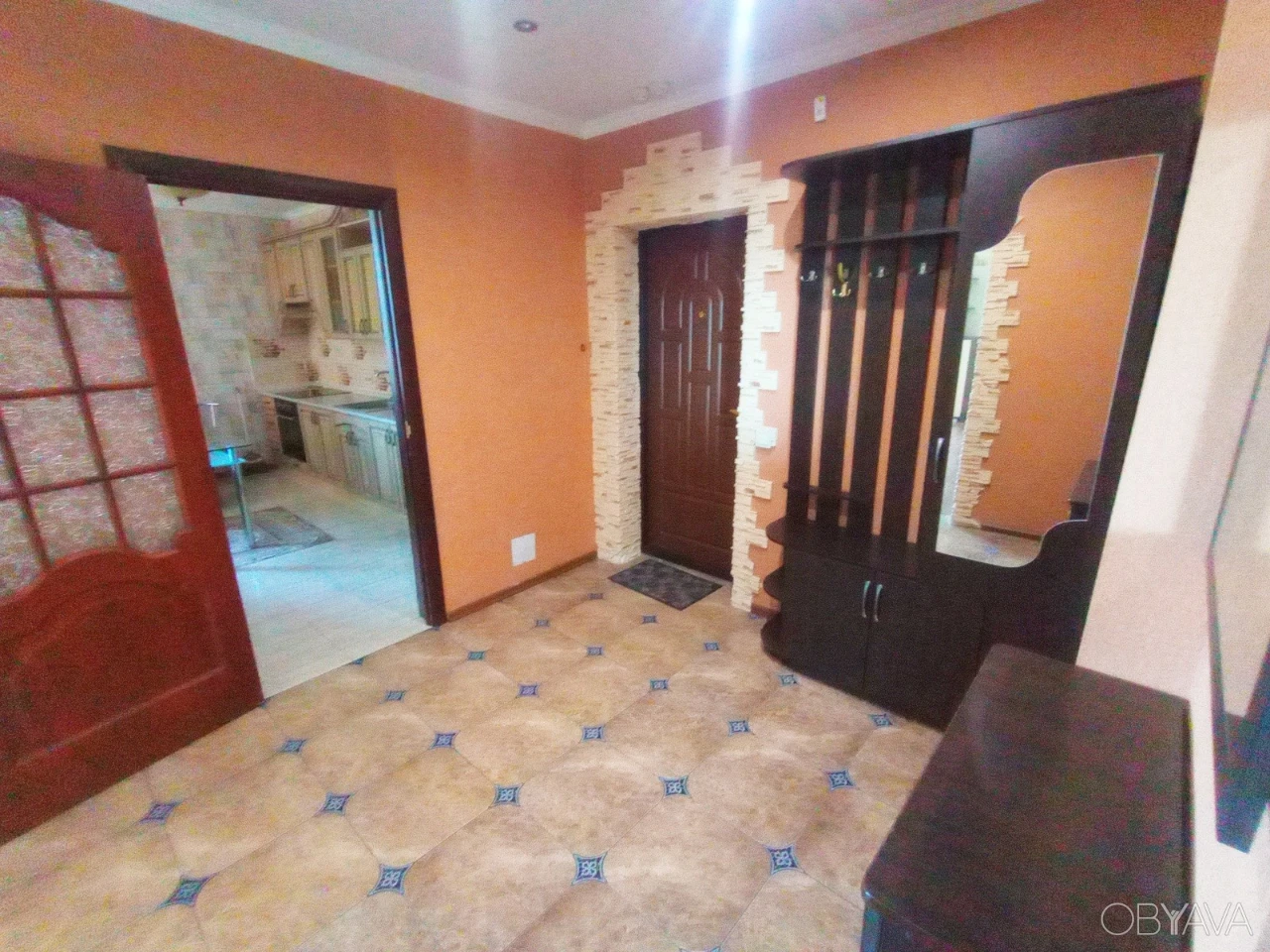 2-комнатная квартира, 80 кв.м
