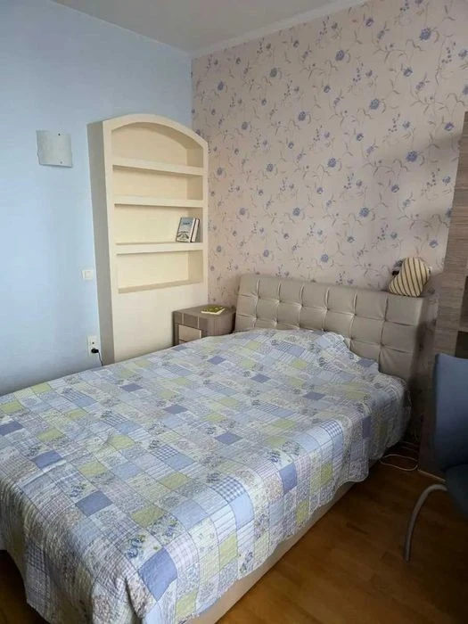 БЕЗ КОМІСІЇ! Оренда затишної 3- квартири біля Палацу Україна