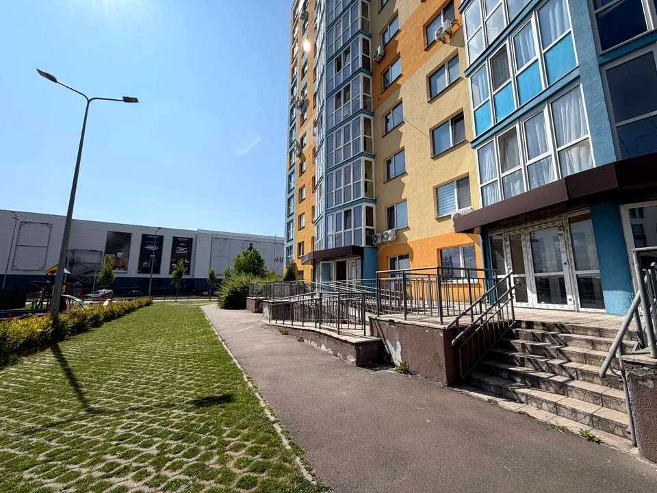 Apartment. Kyiv, Berkovetska St.