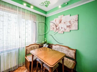 Квартира. Киев, Симиренко ул.