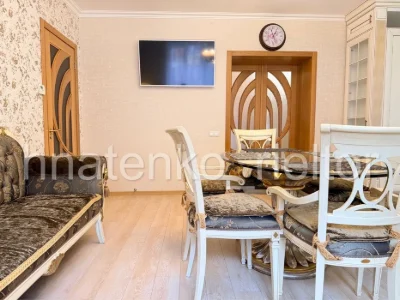 Продаж, 4к квартира, центр, 124м2, Соборності 40д
