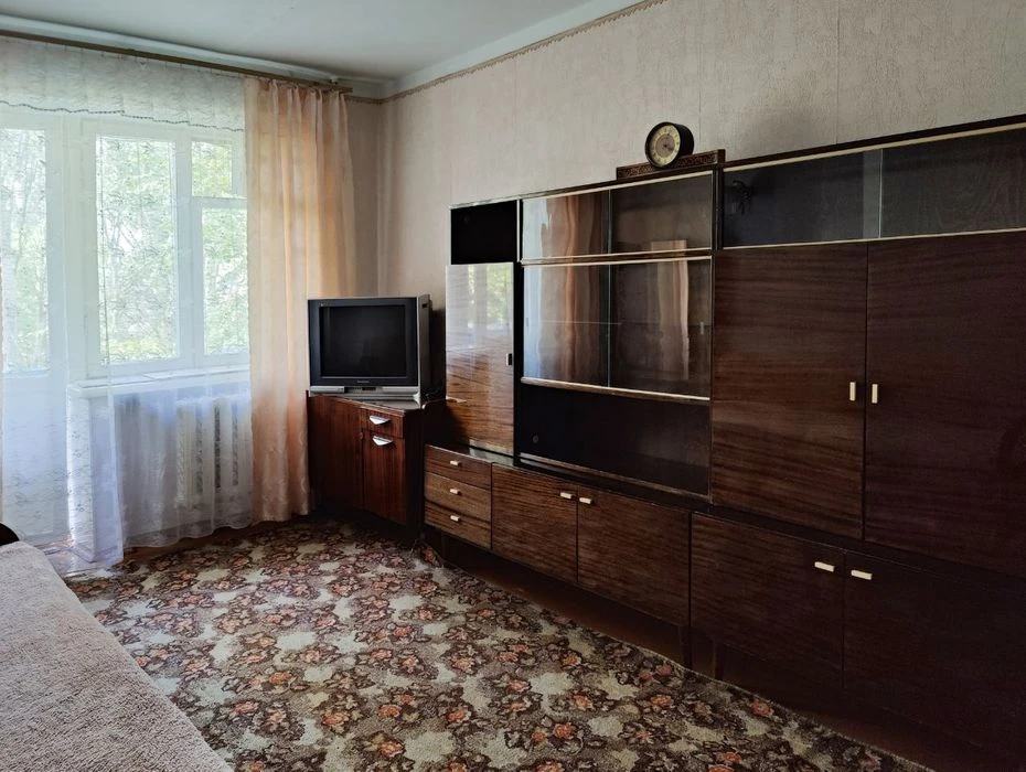 Продам 2-х кім.кв-ру по вул.Демократичній,Заводський район