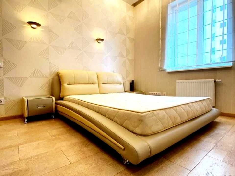 Квартира. Дніпро, Крутогірний узвіз (Рогальова)