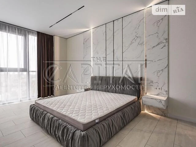 Продаж 3к квартири 112 кв. м на вул. Андрія Верхогляда 14А •