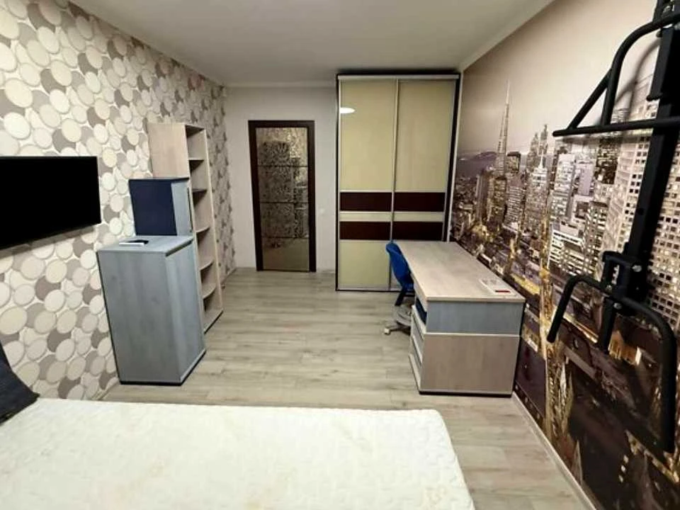 Квартира. Дніпро, Левка Лук'яненка вул. (Василя Жуковського)