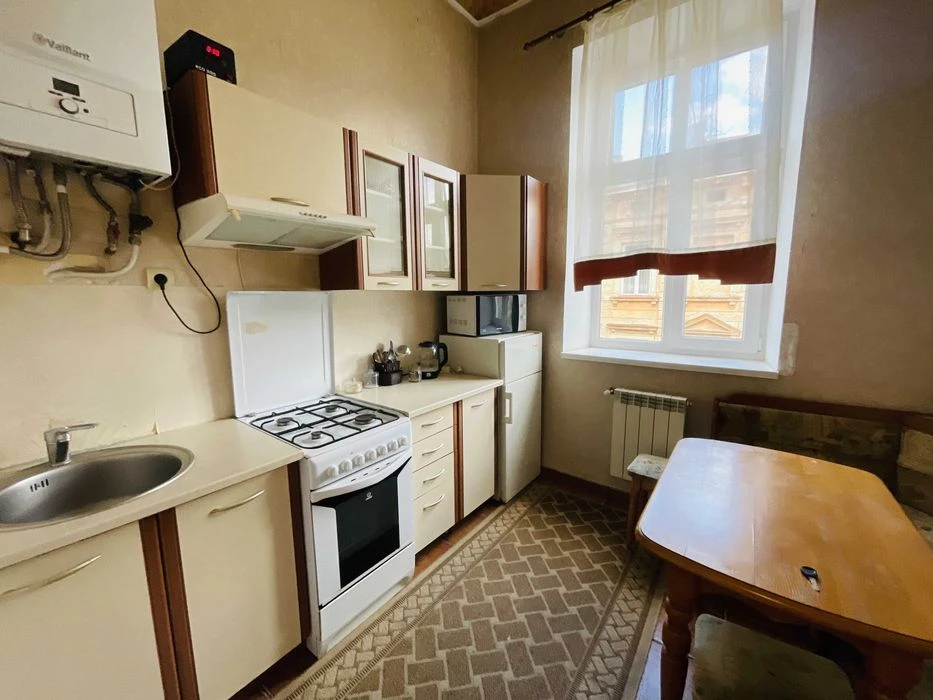 Apartment for sale in the center of Lviv! Ideal investment!