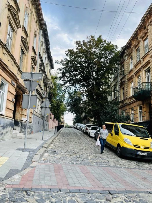 Apartment for sale in the center of Lviv! Ideal investment!
