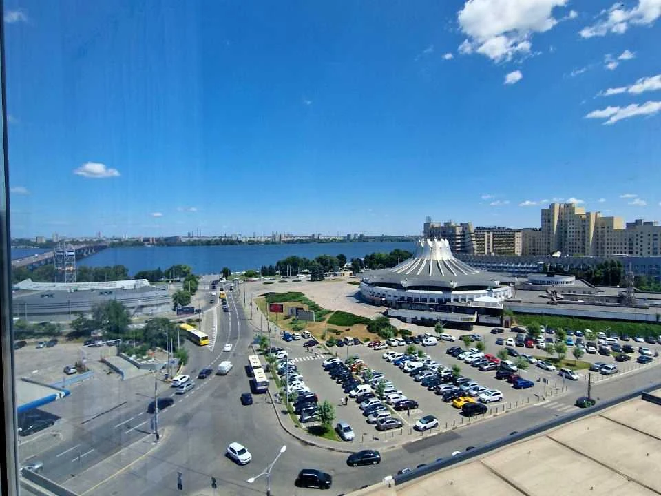 Квартира. Дніпро, Королеви Єлизавети ІІ вул. (Глинки)