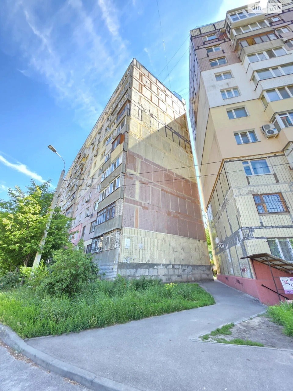 Довгострокова Оренда Квартира Червоний Камінь