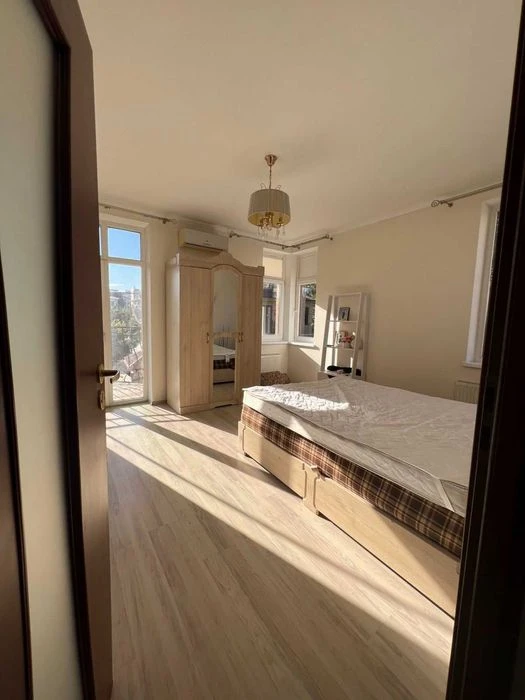 I will sell a 2-storey house. Ul. Makarenko/trans. Apricot 1S75