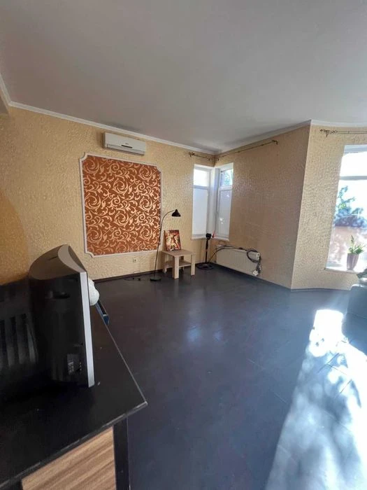 I will sell a 2-storey house. Ul. Makarenko/trans. Apricot 1S75