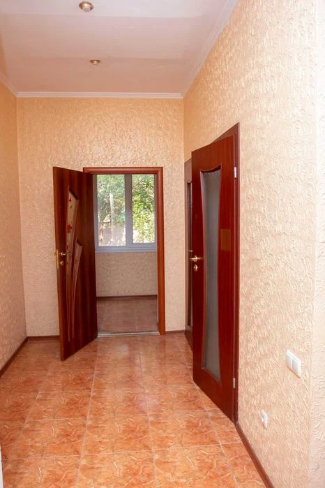 I will sell a 2-storey house. Ul. Makarenko/trans. Apricot 1S75