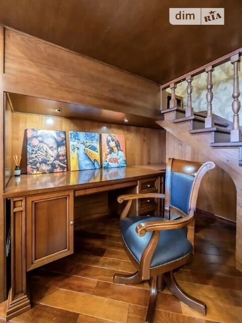 Продажа 1к квартиры 53 кв. м на спуск Андреевский 2Б • ID 34