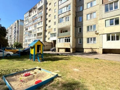 Квартира. Рівне, Кулика і Гудачека вул. (Макарова)