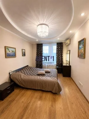 ДВУРОВНЕВАЯ КВАРТИРА 195 М² со вторым светом, Киев, Без %