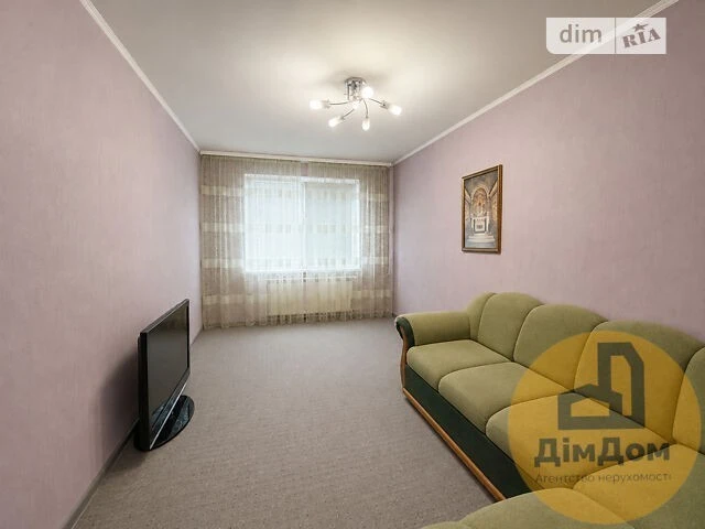 Продажа 3к квартиры 70.2 кв. м по ул. Ореста Левицкого 7 •