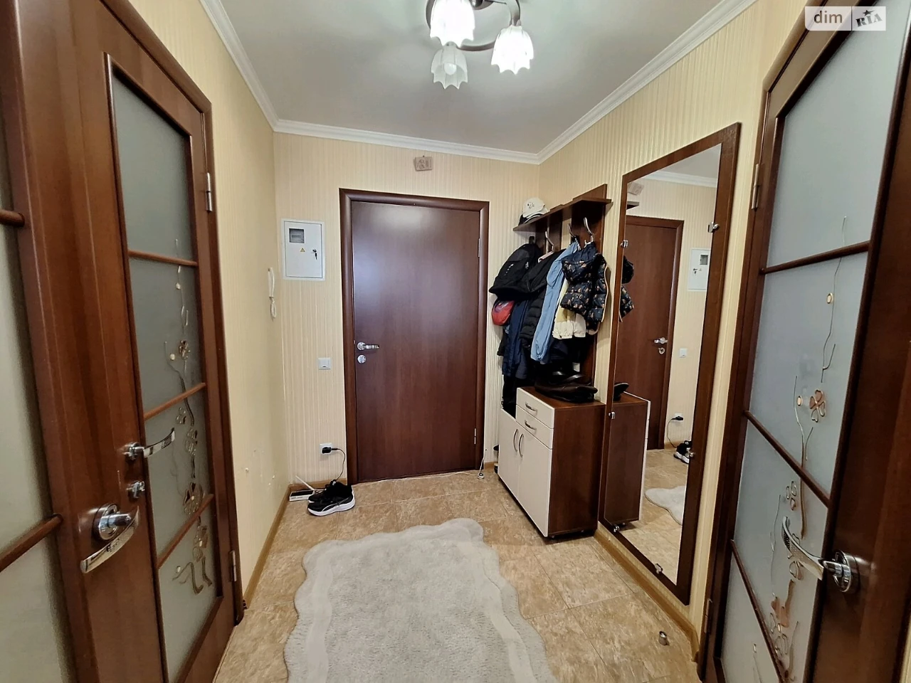 Продаж Квартира Озерна