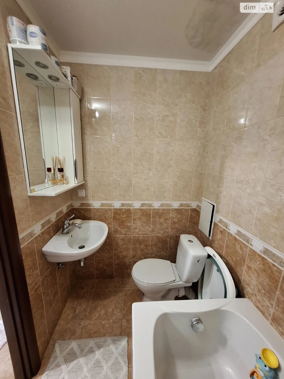 Продаж Квартира Озерна