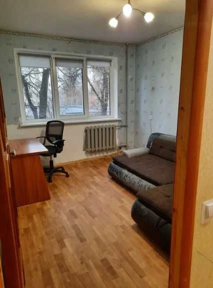 VS S4 2-room hotel-type apartment for sale on the street.