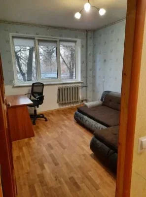 VS S4 2-room hotel-type apartment for sale on the street.