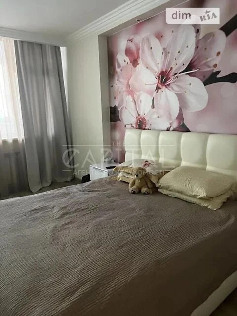 Продажа 4к квартиры 120 кв. м по ул. Елены Пчелки 5 • ID 347