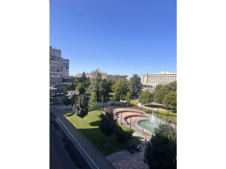 Продаж Квартира Центр