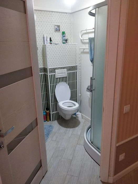Selling 1 apartment, Bot metro station. Garden near the cable car.
