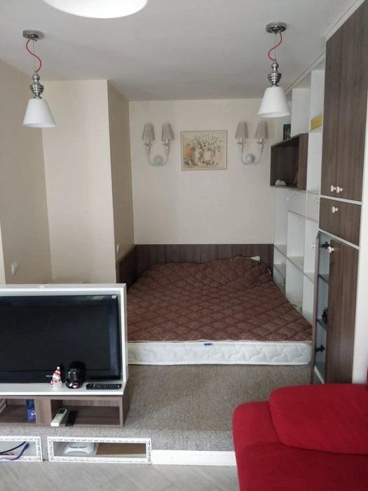 Selling 1 apartment, Bot metro station. Garden near the cable car.