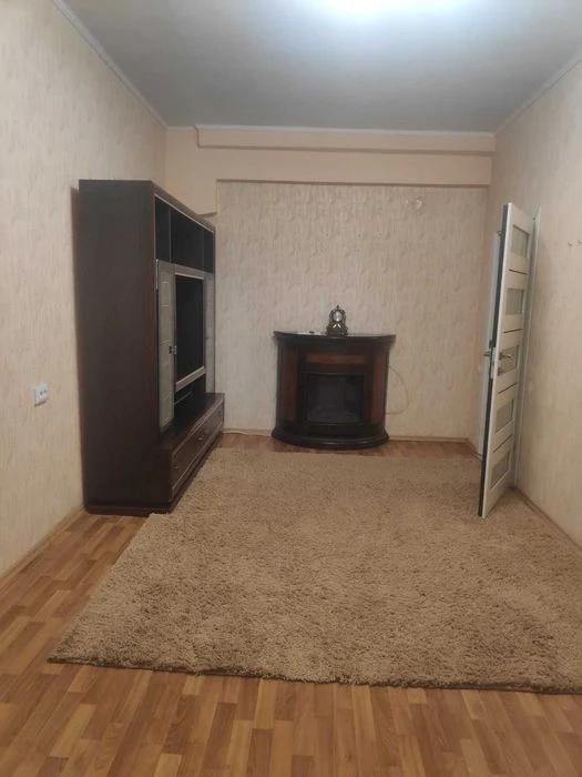 Продається велика 3-к квартира р-н Конкорду