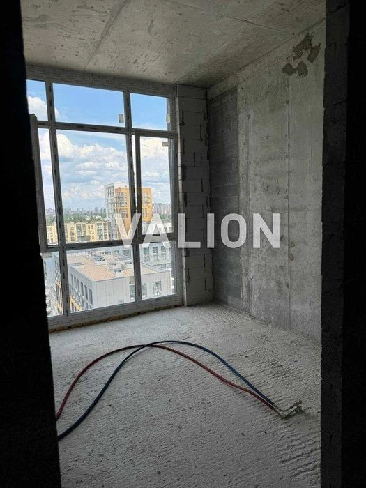 Продаж 3-х кімнатної квартири в ЖК Файна Таун вулиця Салютна