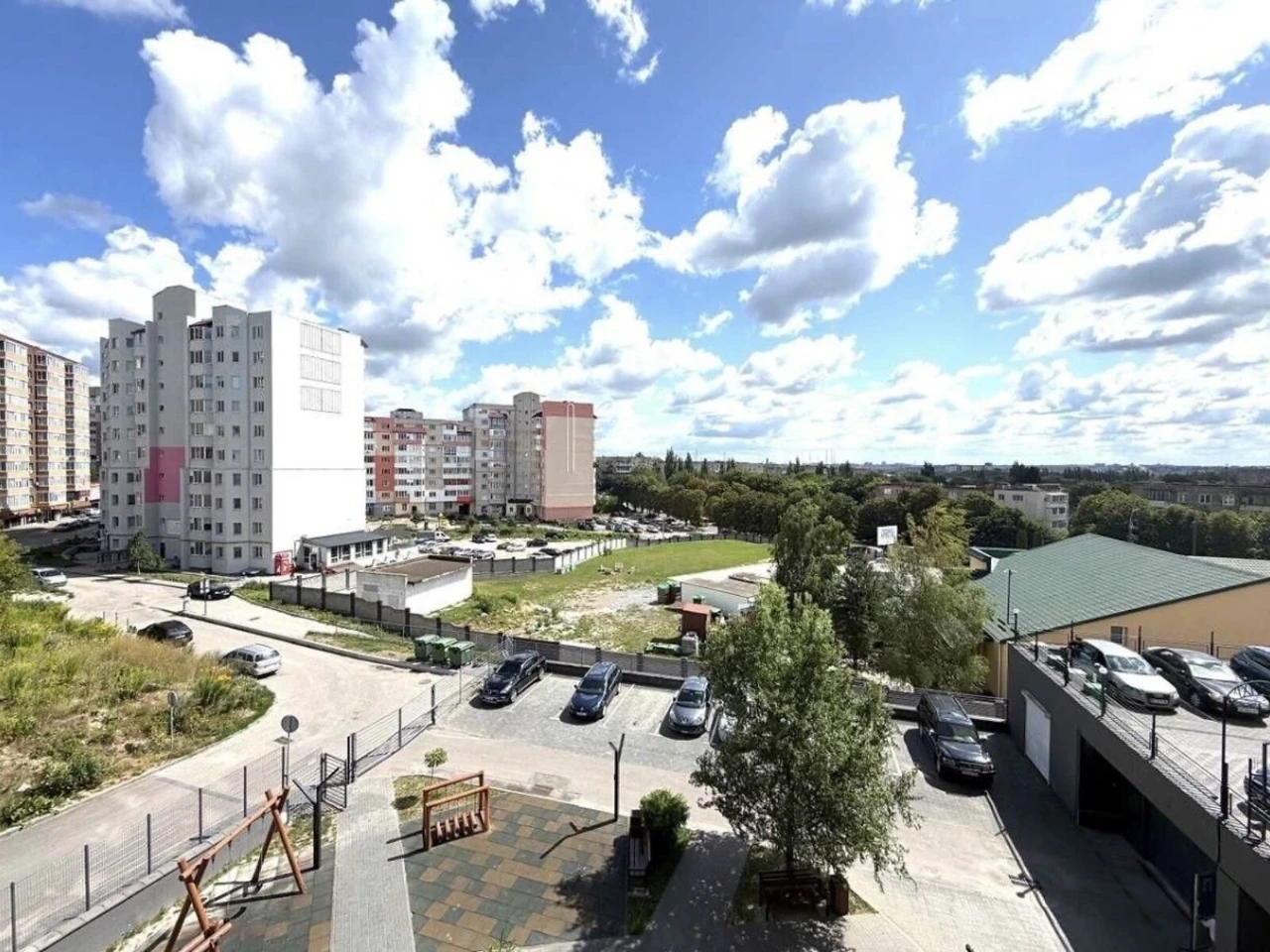 Продаж Квартира Авторинок