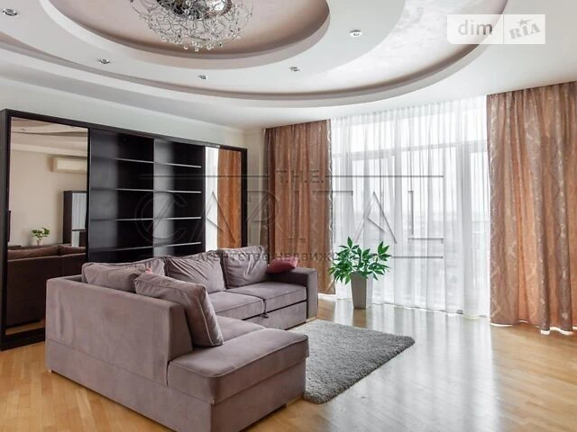 Sale of 3-room apartment 150 sq. m on Zvirynetska Street 59 • ID 346