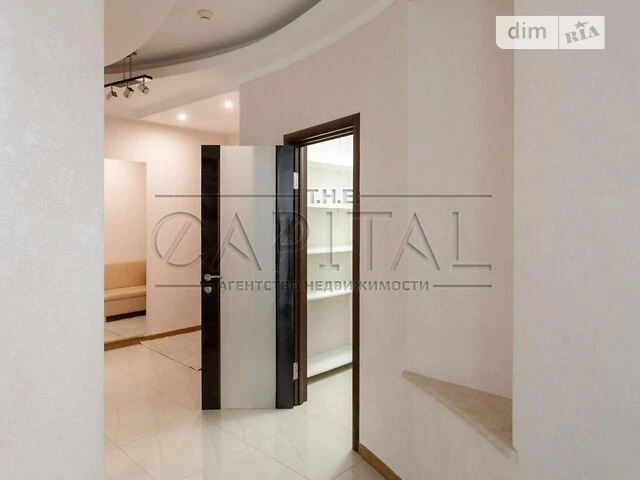 Sale of 3-room apartment 150 sq. m on Zvirynetska Street 59 • ID 346