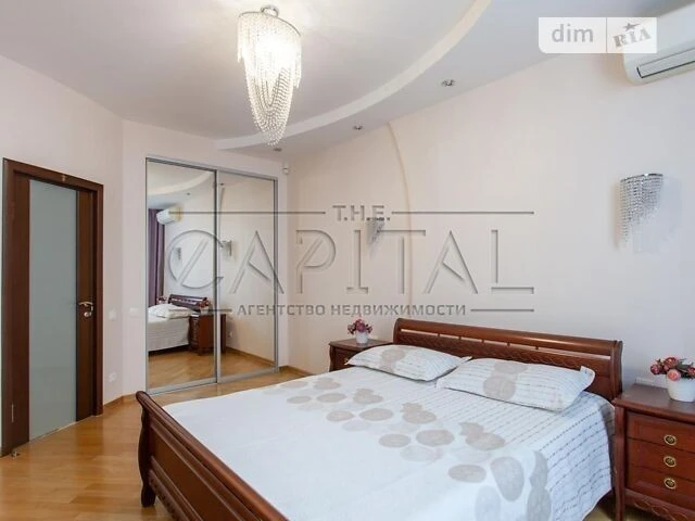 Sale of 3-room apartment 150 sq. m on Zvirynetska Street 59 • ID 346