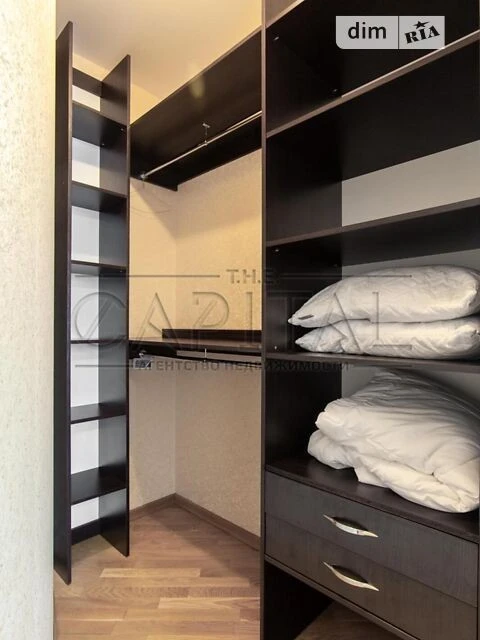Sale of 3-room apartment 150 sq. m on Zvirynetska Street 59 • ID 346