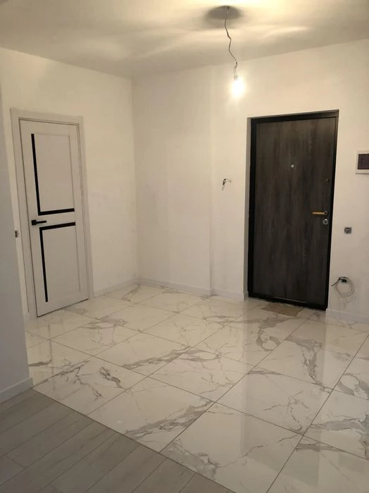 Urgent sale of a 2-room apartment in the Comfort Park residential complex from