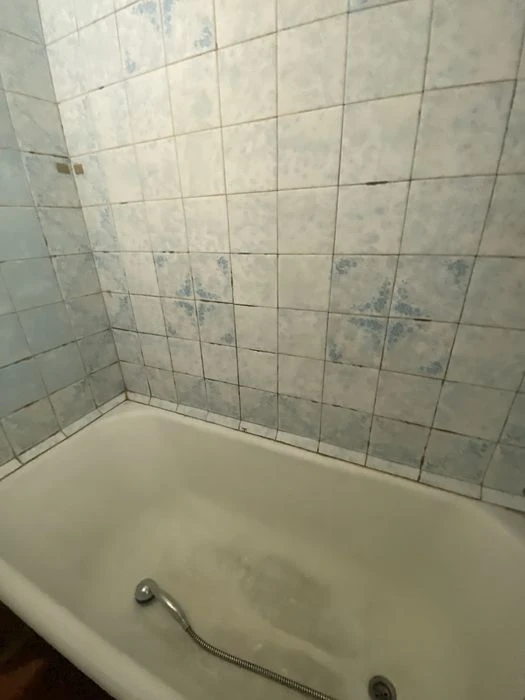 Продаж 1 кім. Квартири вул. Мілютенка 42