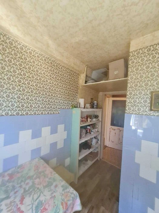 Купити 2к квартиру, 4 поверх з 5! Київ, вул. Туполєва, 16б.