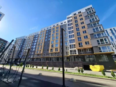 Продаж 3 кімнатної квартири у новобудові в ЖК "Нове життя",