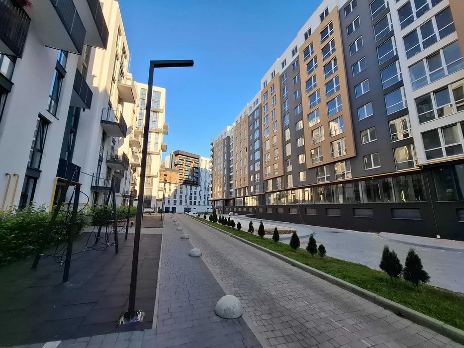 Продаж 3 кімнатної квартири у новобудові в ЖК "Нове життя",