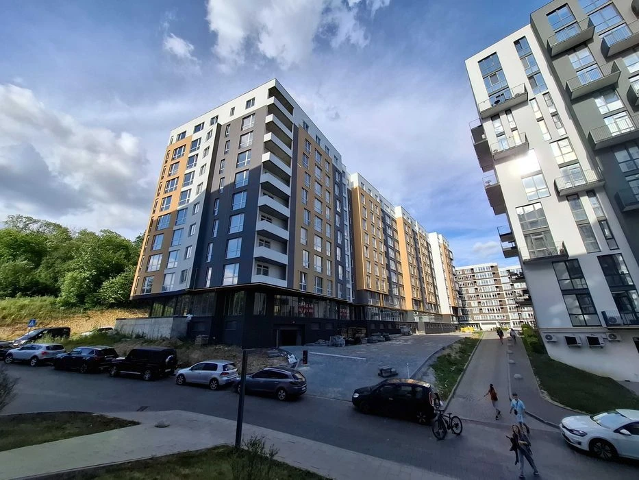 Продаж 3 кімнатної квартири у новобудові в ЖК "Нове життя",