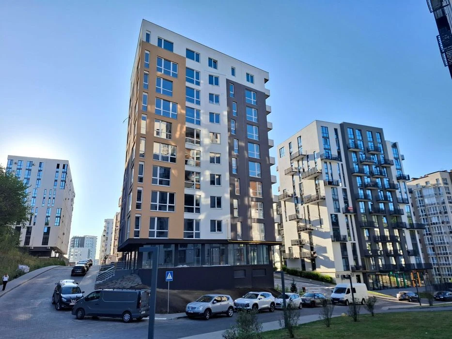 Продаж 3 кімнатної квартири у новобудові в ЖК "Нове життя",