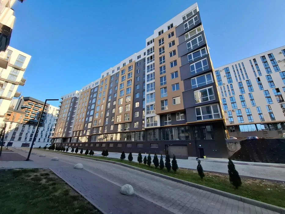 Продаж 3 кімнатної квартири у новобудові в ЖК "Нове життя",