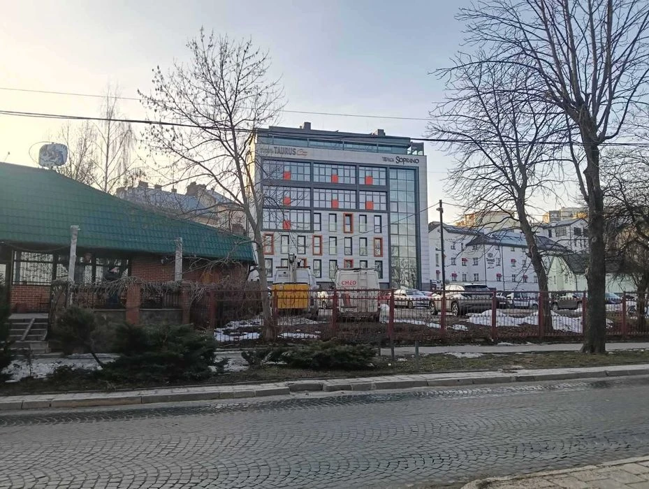 Продаж однокімнатної квартири вул. Я. Мудрого поряд готель "