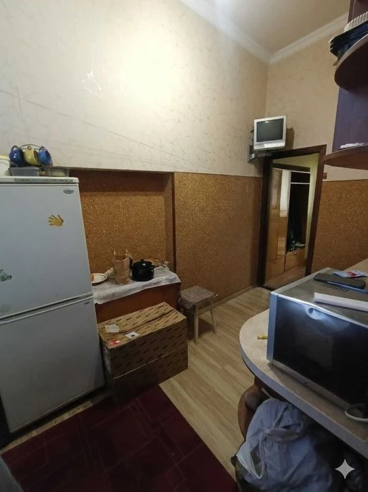 Продаж однокімнатної квартири вул. Я. Мудрого поряд готель "