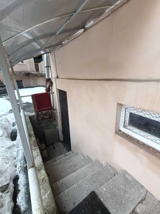 Продаж однокімнатної квартири вул. Я. Мудрого поряд готель "