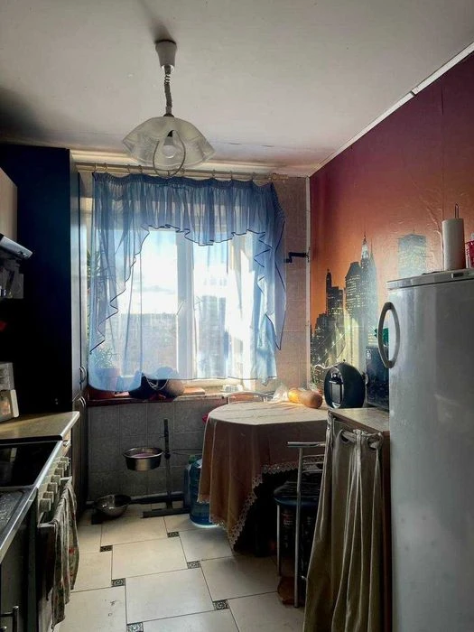 ПРОДАЖ 2 кімн. квартири на Сихові, цегляний будинок вул.Сихі