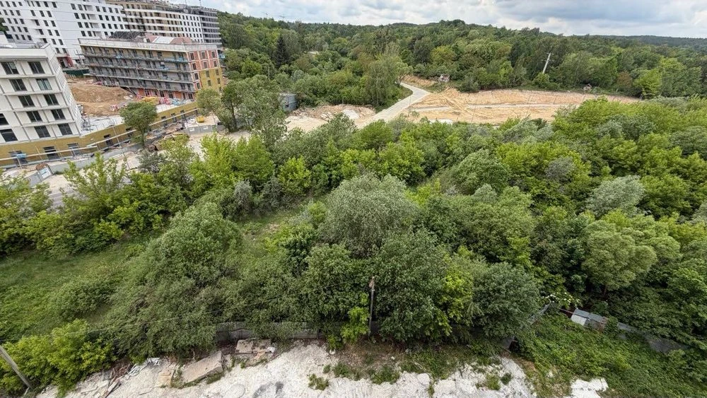 Продаж 2-кім. квартири 65 м вул.  Миколайчука, 38