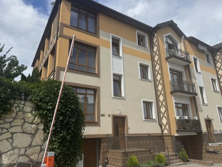 Продаж квартири для великоі родини